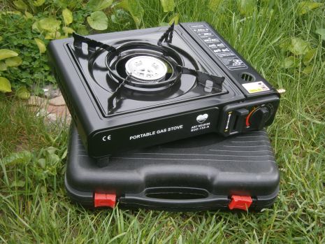 Печка газоперерабатывающая портативная МС-2500LPG с переходником в кейсе