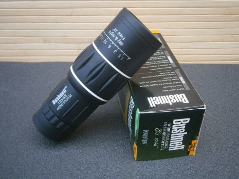 Монокуляр Bushnell 4502 з подвійним фокусуванням та чохлом