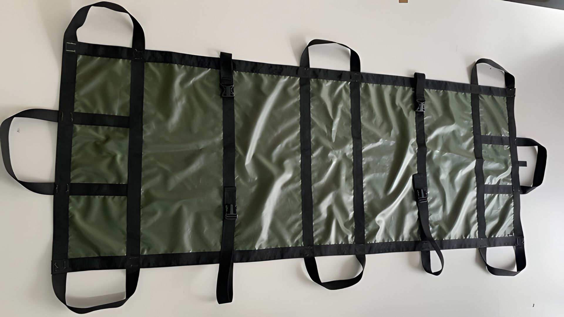 Безкаркасні ноші оливкового кольору Безкаркасні ноші оливкового кольору