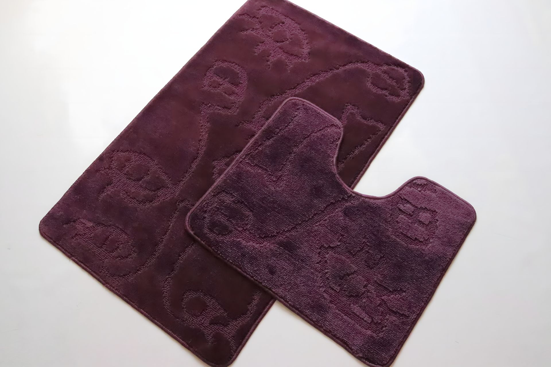 Коврики набір для ванної і туалету Vonaldi 80*50 см і 40*50 см violet 10567/s Коврики набір для ванної і туалету Vonaldi 80*50 см і 40*50 см violet 10567/s