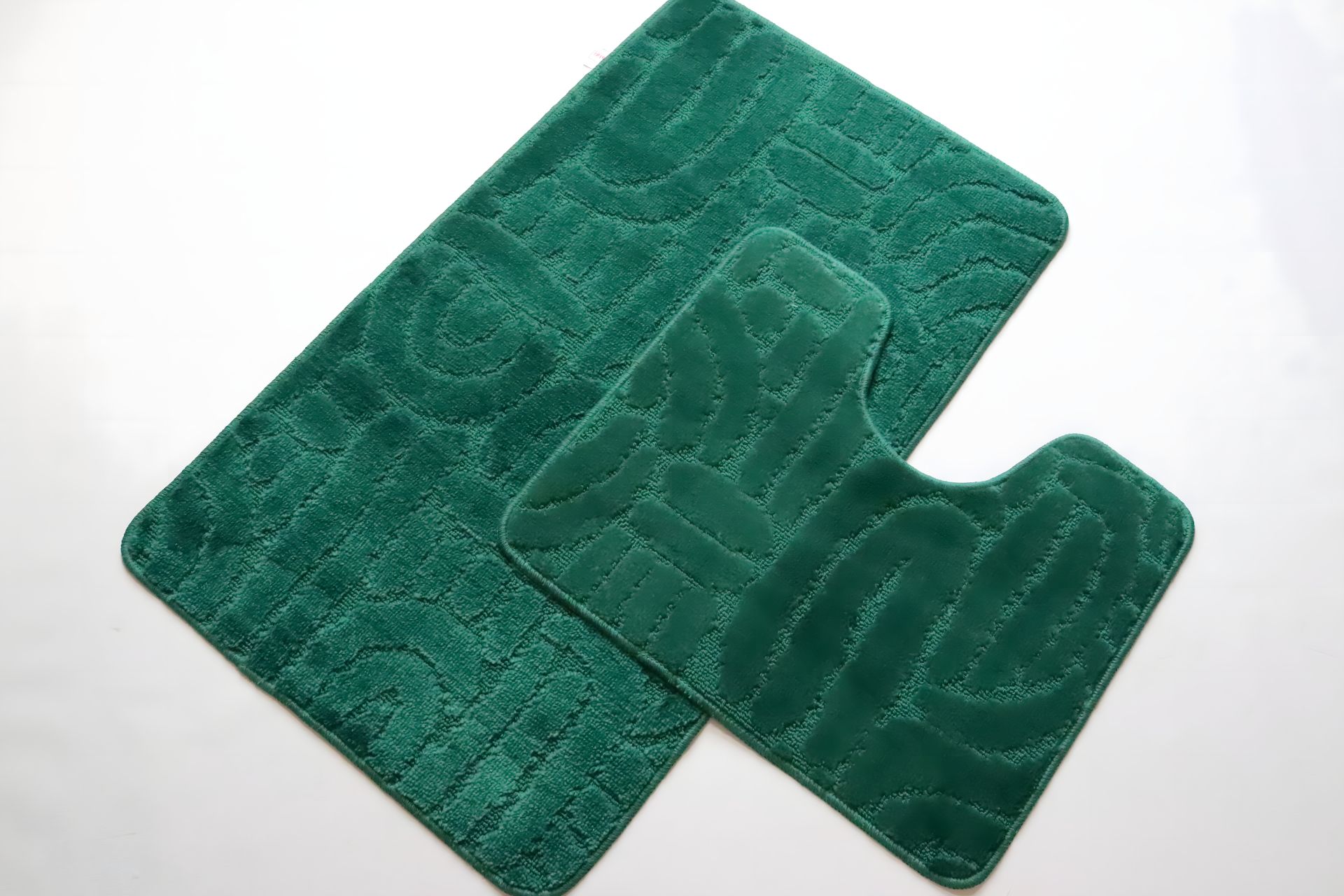 Набір килимків для ванної та туалету Vonaldi, розміри 100*60 см та 50*60 см, колір dark green (00187) Набір килимків для ванної та туалету Vonaldi, розміри 100*60 см та 50*60 см, колір dark green (00187)