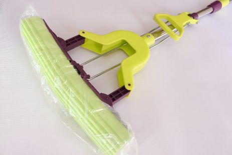 Швабра с отжимом "Метелик"