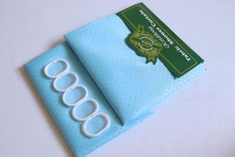 Однотонная шторка для ванною 180x180 см блакитная