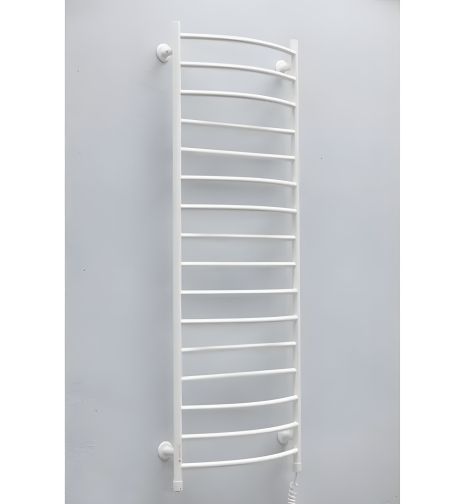 Електрична рушникосушка Премʼєра Теплий Світ праве підключення