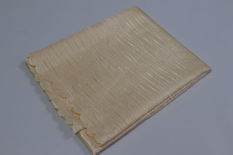 Святкова скатертина з ажурним кантом 135*190 см 3 золотий