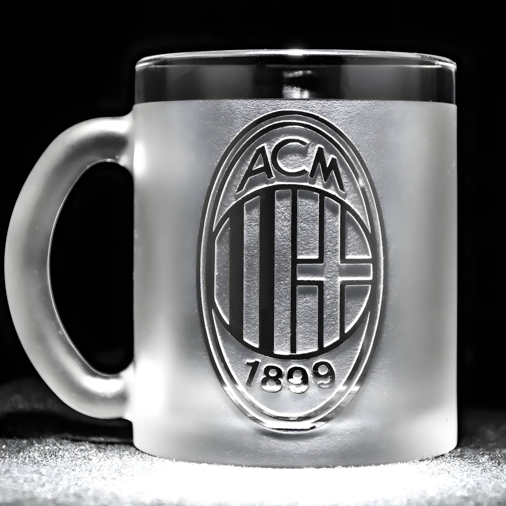 Чашка с гравировкой лого футбольного клуба ФК Милан FC Milan SandDecor Чашка с гравировкой лого футбольного клуба ФК Милан FC Milan SandDecor