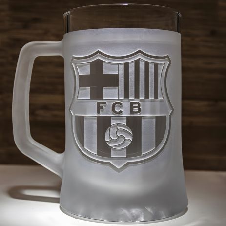 Бокал для пива с гравировкой логотипа футбольного клуба Барселона FC Barcelona, матовая SandDecor Бокал для пива с гравировкой логотипа футбольного клуба Барселона FC Barcelona, матовая SandDecor