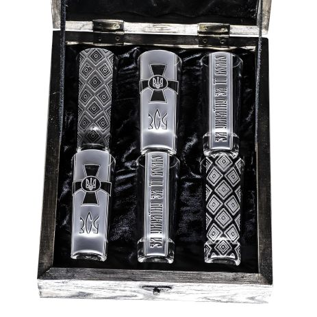 Деревянный набор с гравированными рюмками "ЗСУ"