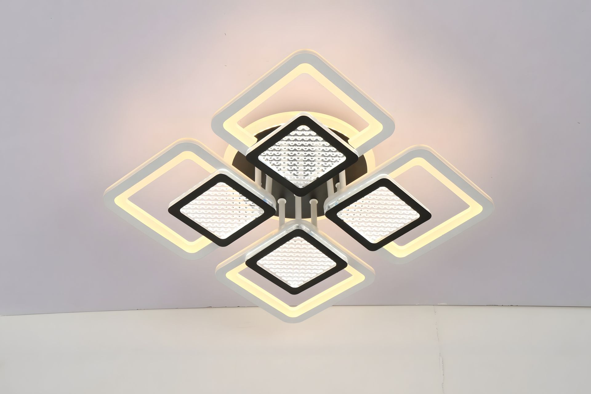 Акриловая светодиодная люстра VALESO V K29058-4 1 с пультом Акриловая светодиодная люстра VALESO V K29058-4 1 с пультом