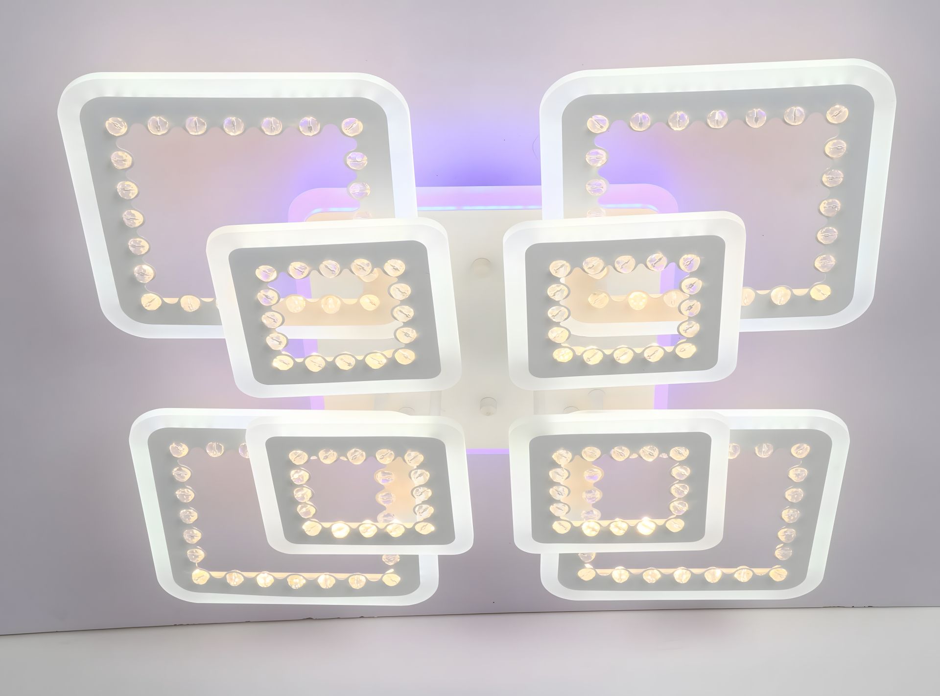 Светодиодная люстра акриловая VALESO V K39870-4 4-1B с пультом Светодиодная люстра акриловая VALESO V K39870-4 4-1B с пультом