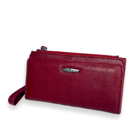 Красный кожаный кошелек с кнопочной застежкой