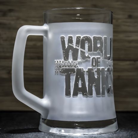 Пивной бокал с гравировкой Игра танки World of Tanks, матовый для губ с полосками SandDecor