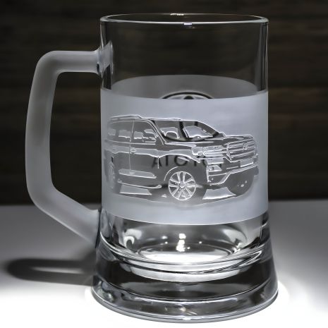 Пивной бокал Toyota Land Cruiser Prado с гравировкой — подарок для автолюбителя