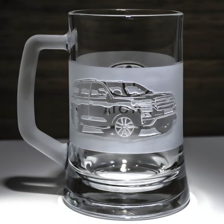 Пивной бокал Toyota Land Cruiser Prado с гравировкой — подарок для автолюбителя Пивной бокал Toyota Land Cruiser Prado с гравировкой — подарок для автолюбителя