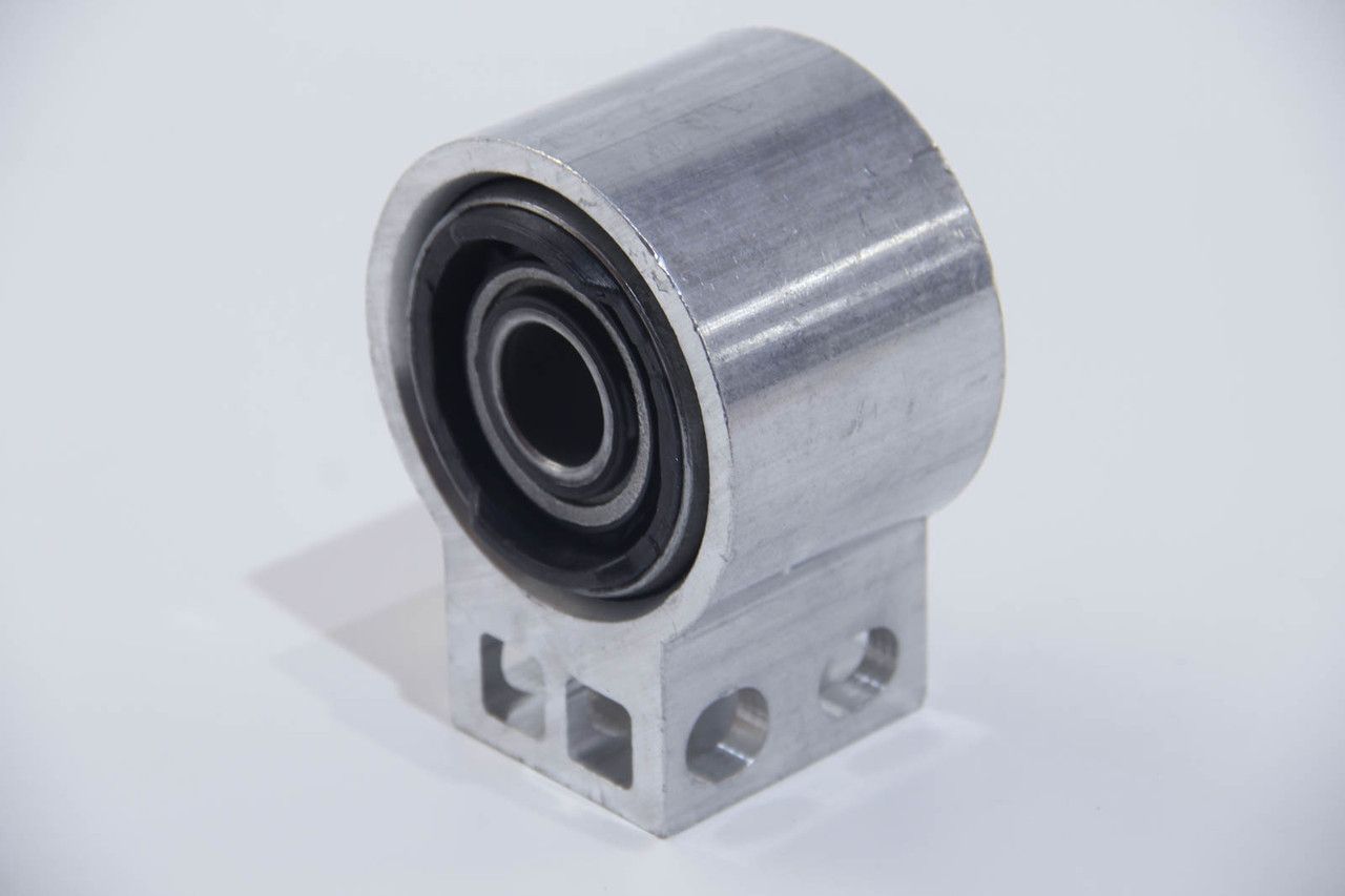 Задний сайлентблок переднего рычага для Opel Astra J 09-15, ASMETAL (38OP2060) Задний сайлентблок переднего рычага для Opel Astra J 09-15, ASMETAL (38OP2060)