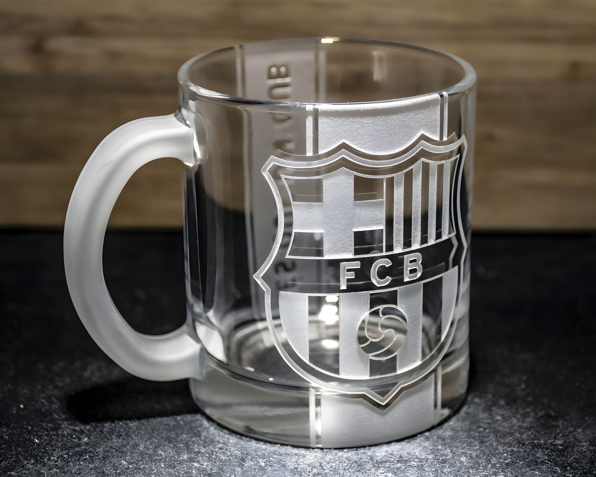 Чашка для чая и кофе с гравировкой FC Barcelona ФК Барселона Чашка для чая и кофе с гравировкой FC Barcelona ФК Барселона