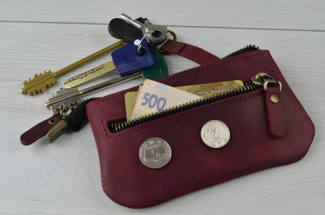 Ключниця зі шкіри GS бордового кольору