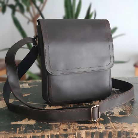 Коричневая кожаная сумка GS с декоративной строчкой для мужчин, 23*20*7 см