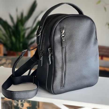 Черный женский кожаный рюкзак GS Черный женский кожаный рюкзак GS