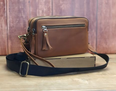 GS жіноча шкіряна сумка коньячна