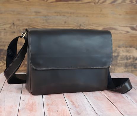 Чоловіча шкіряна сумка через плече коричнева GS 35*24*8 см