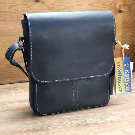 Повсякденна чоловіча сумка GS шкіряна чорна з декоративною білою строчкою 23*20*5 см