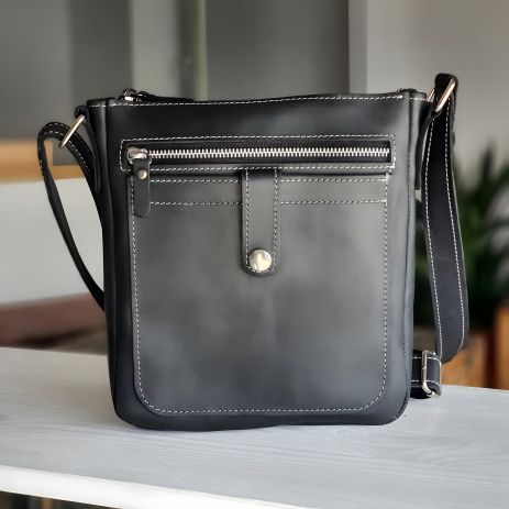 Чоловіча шкіряна сумка GS, планшет 22*20*3 см, чорна з сірою стрічкою