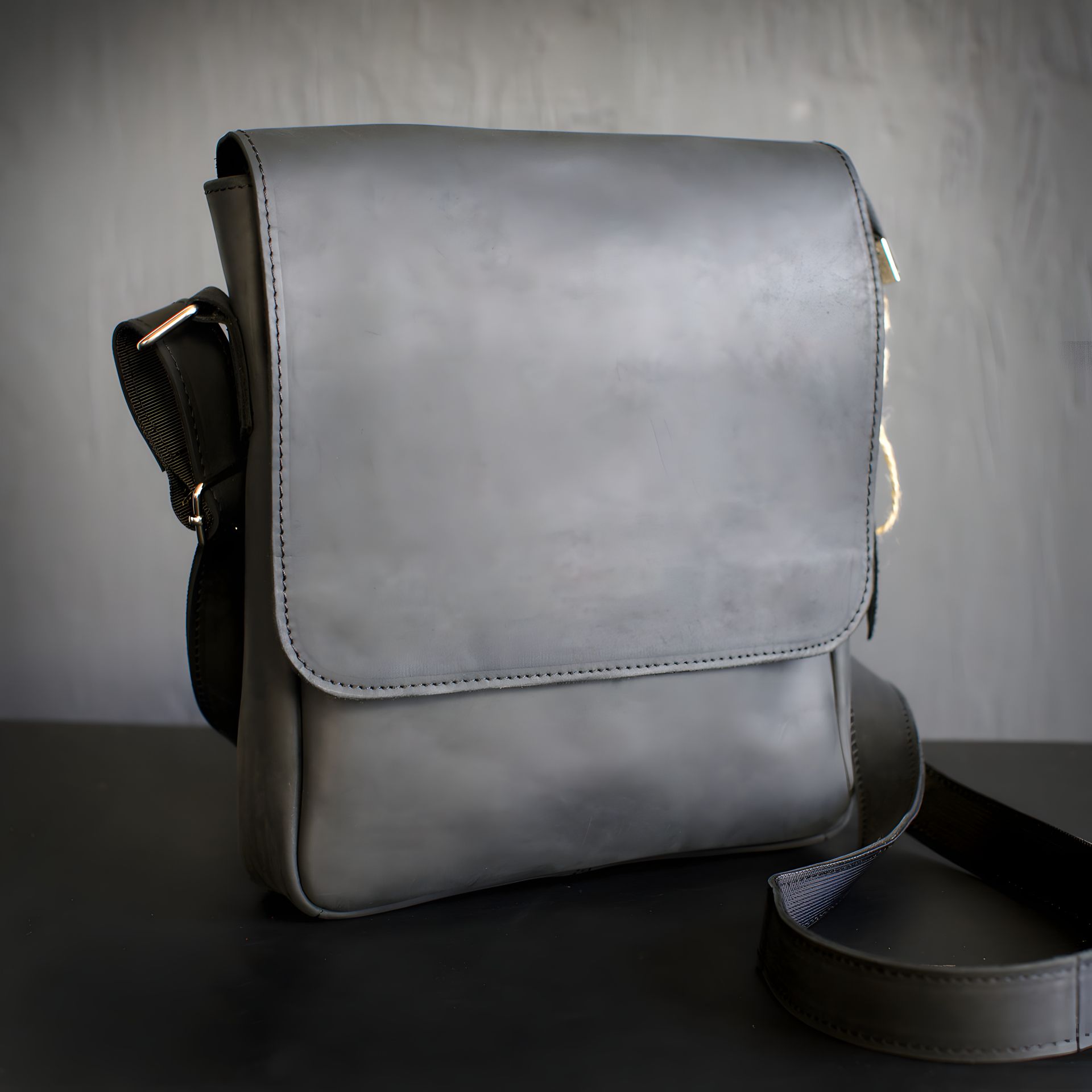 Сумка шкіряна чоловіча через плече GS 28*24*5 см чорна Сумка шкіряна чоловіча через плече GS 28*24*5 см чорна