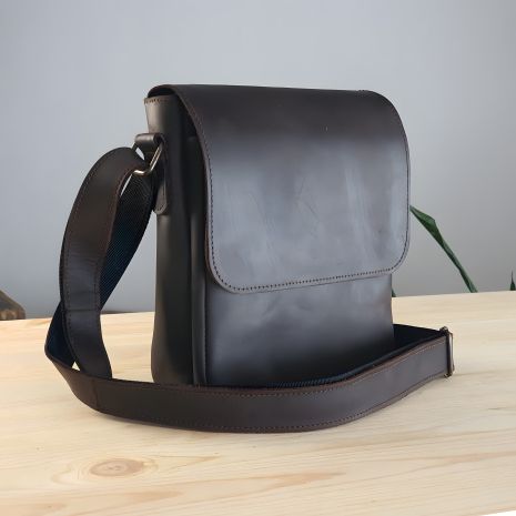 Шкіряна повсякденна чоловіча сумка GS коричнева 23*20*7 см Шкіряна повсякденна чоловіча сумка GS коричнева 23*20*7 см