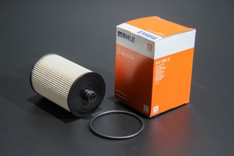 Фільтр паливний Volvo S60/S80/XC70/XC90 2.4D -10, MAHLE/KNECHT (KX226D)