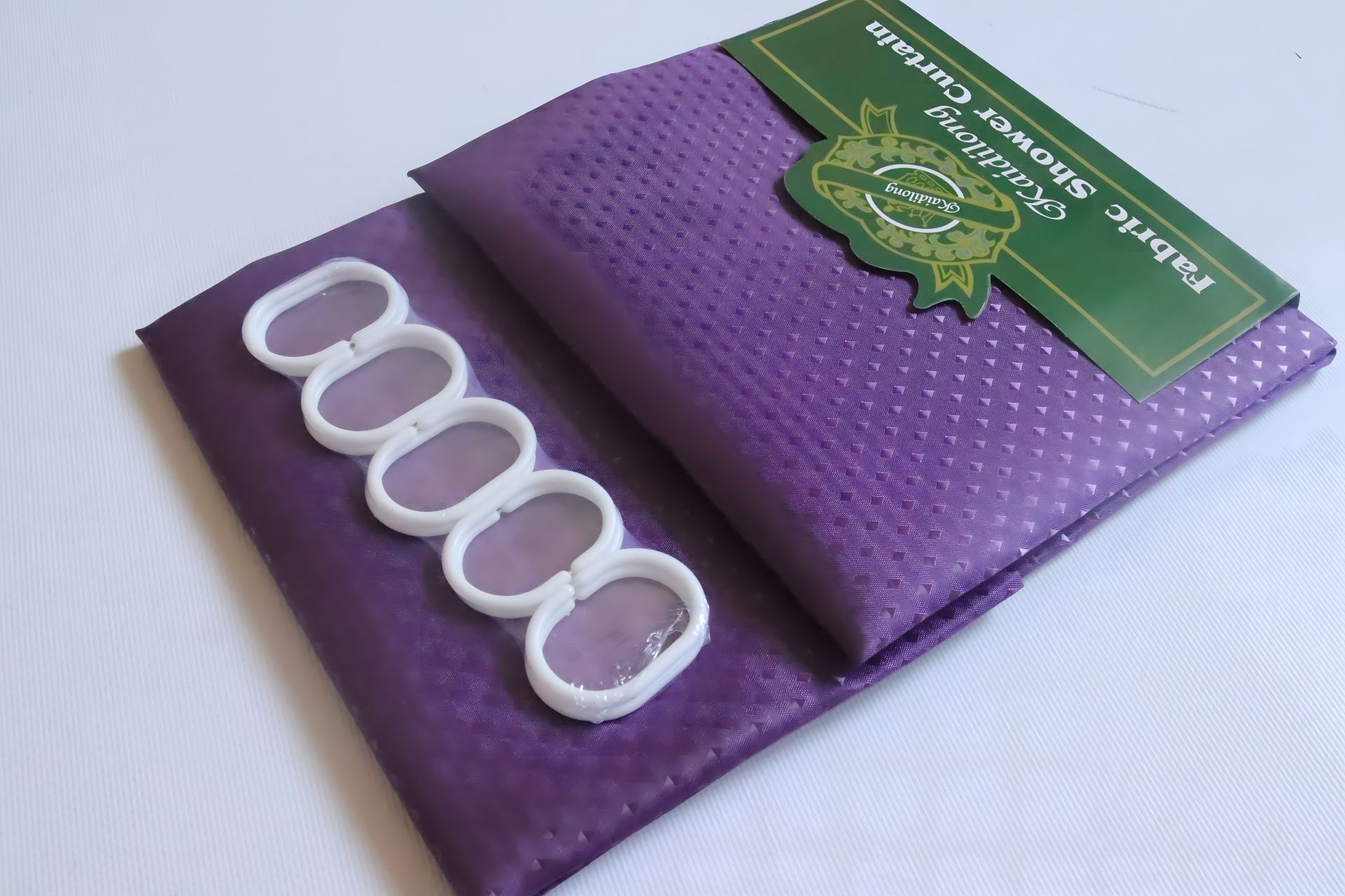 Фиолетовая однотонная шторка для ванної 180x180 см Фиолетовая однотонная шторка для ванної 180x180 см