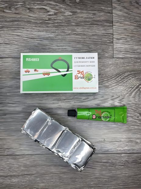 Комплект аптечки Red Sun RS4803 для ремонта велокамер и шин, клей, латки, ремкомплект Комплект аптечки Red Sun RS4803 для ремонта велокамер и шин, клей, латки, ремкомплект