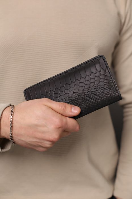 Мужское портмоне из натуральной кожи с тиснением под питона, черное