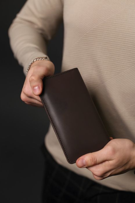 Коричневое мужское портмоне из натуральной кожи