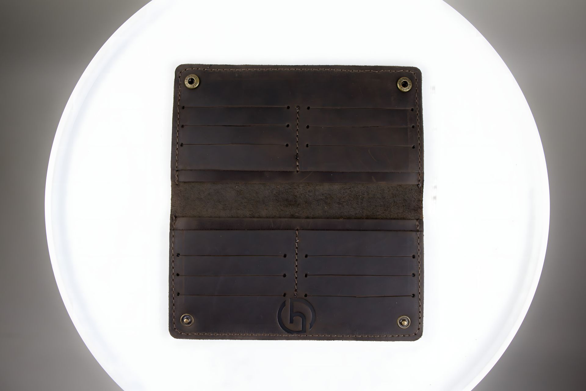 Портмоне чоловіче Skill із натуральної шкіри з тисненням під крокодила коричневе - Шкіряне портмоне Skill Портмоне чоловіче Skill із натуральної шкіри з тисненням під крокодила коричневе - Шкіряне портмоне Skill