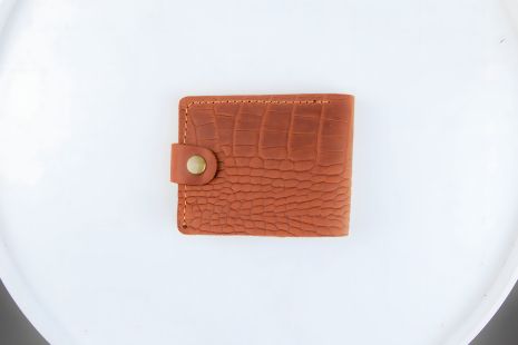 Кошелек мужской из натуральной кожи с тиснением под крокодила коричневый