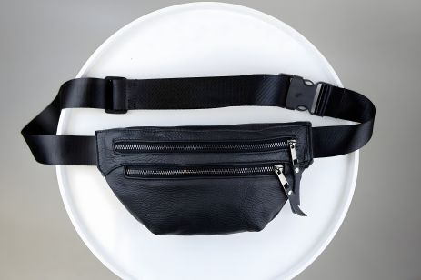 Шкіряна чорна поясна сумка для чоловіків SKILL Шкіряна чорна поясна сумка для чоловіків SKILL