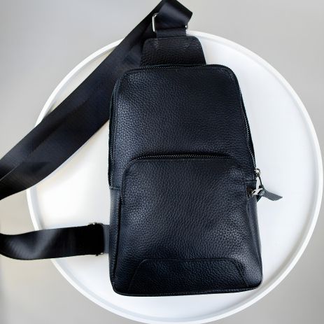 Мужская сумка SKILL нагрудная из натуральной черной кожи