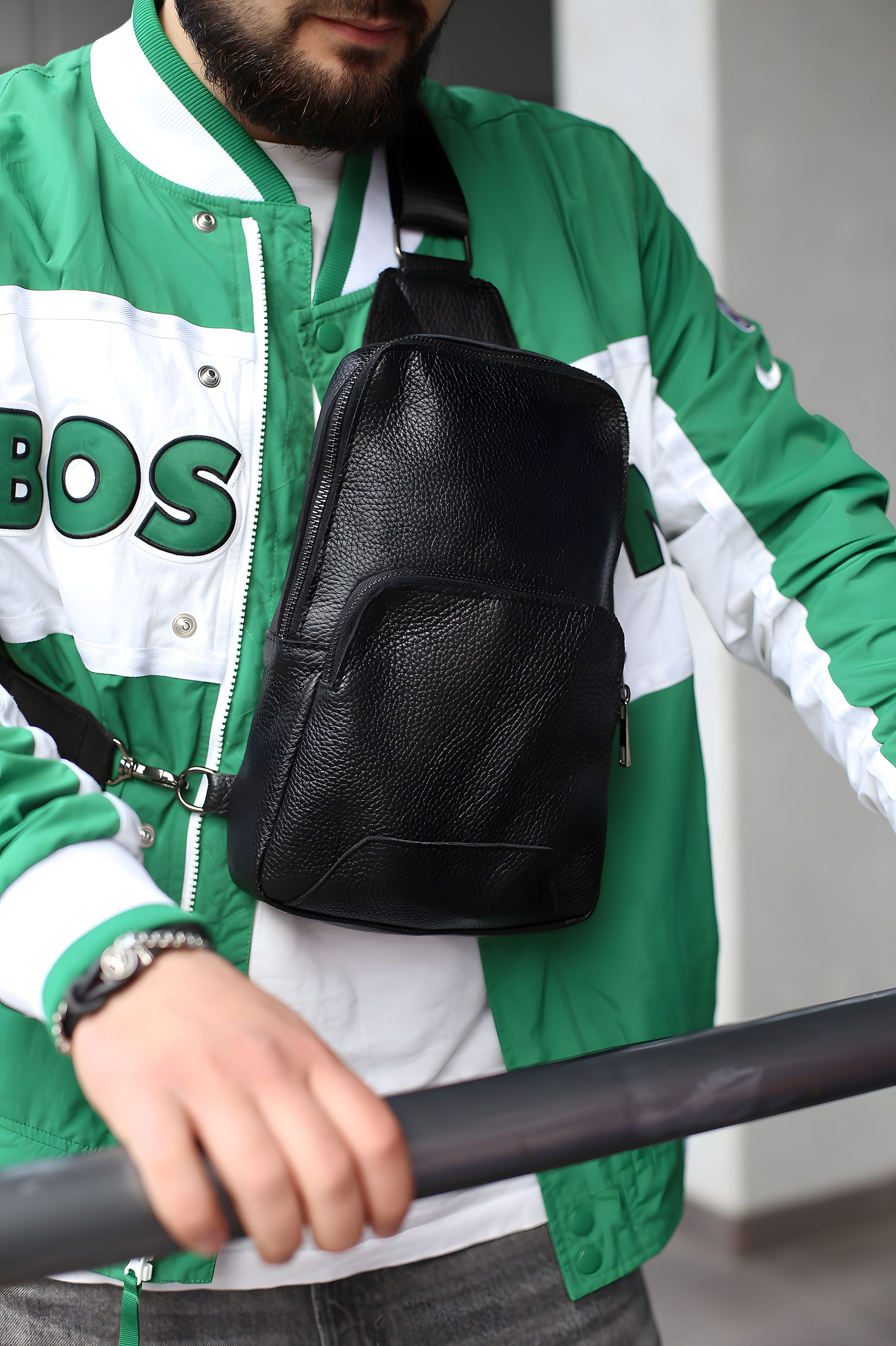 Чоловіча сумка SKILL шкіряна слінг чорна Чоловіча сумка SKILL шкіряна слінг чорна