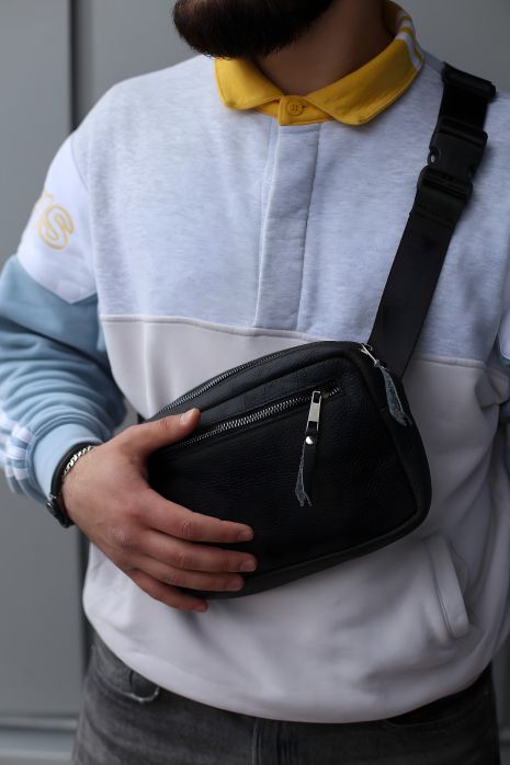 Чоловіча сумка SKILL через плече із натуральної чорної шкіри