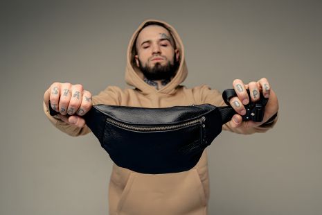 Чоловіча сумка SKILL із натуральної шкіри, чорна, на пояс