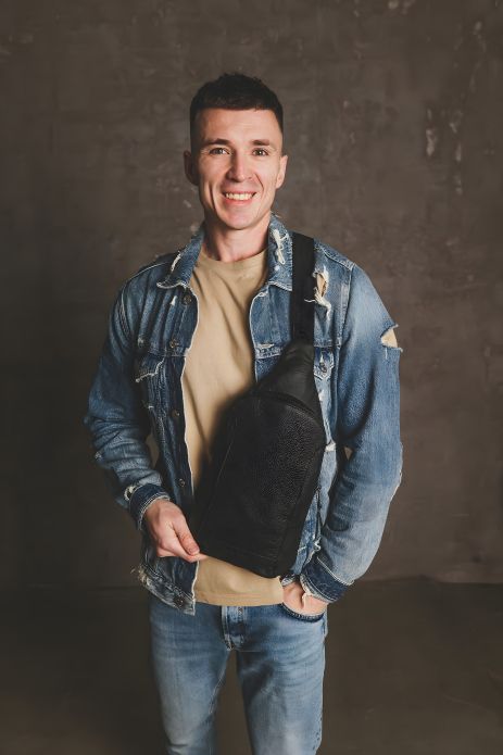 Чоловіча сумка SKILL шкіряна слінг чорна Чоловіча сумка SKILL шкіряна слінг чорна