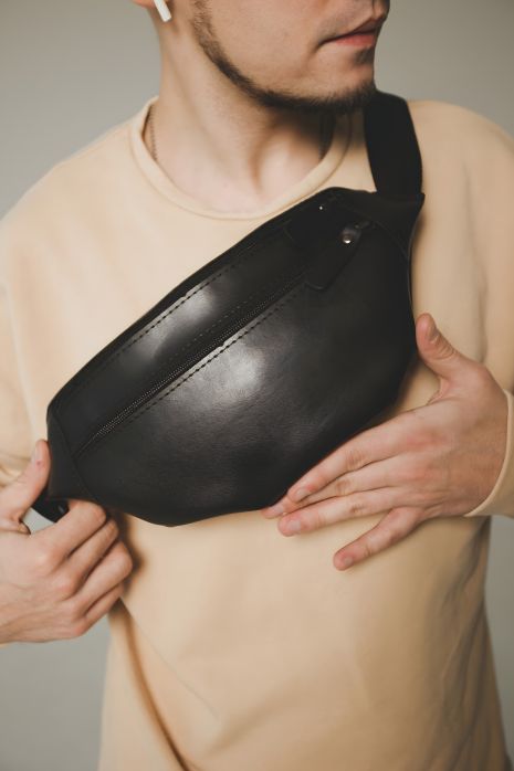 Чоловіча чорна бананка сумка Чоловіча чорна бананка сумка