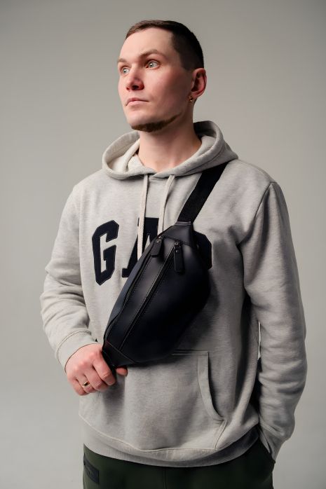 Чоловіча поясна сумка, чорна