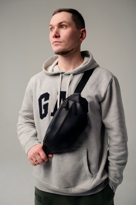 Чоловіча поясна сумка, чорна