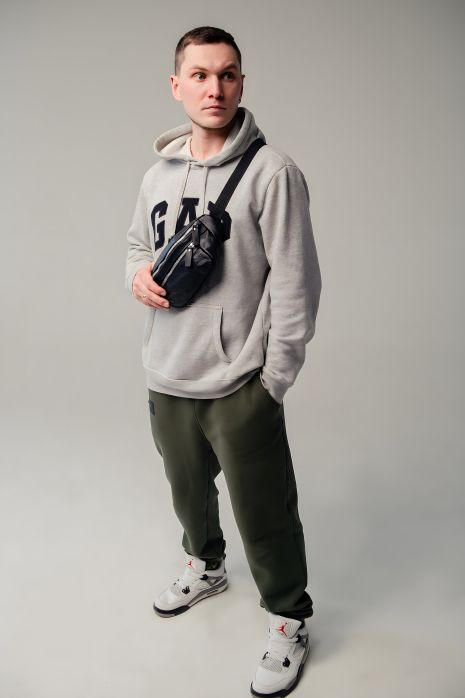 Бананка шкіряна чорна чоловіча сумка