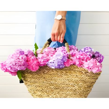 Алмазна мозаїка "Дама з корзиною квітів" 40х50 см ColorArt SP112