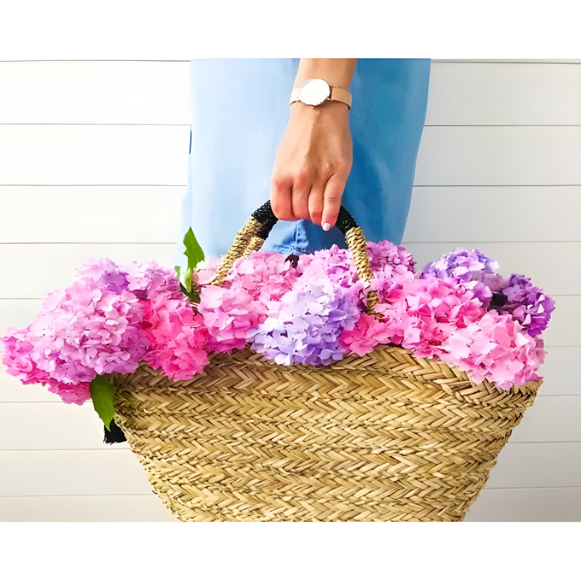 Алмазна мозаїка "Дама з корзиною квітів" 40х50 см ColorArt SP112 Алмазна мозаїка "Дама з корзиною квітів" 40х50 см ColorArt SP112