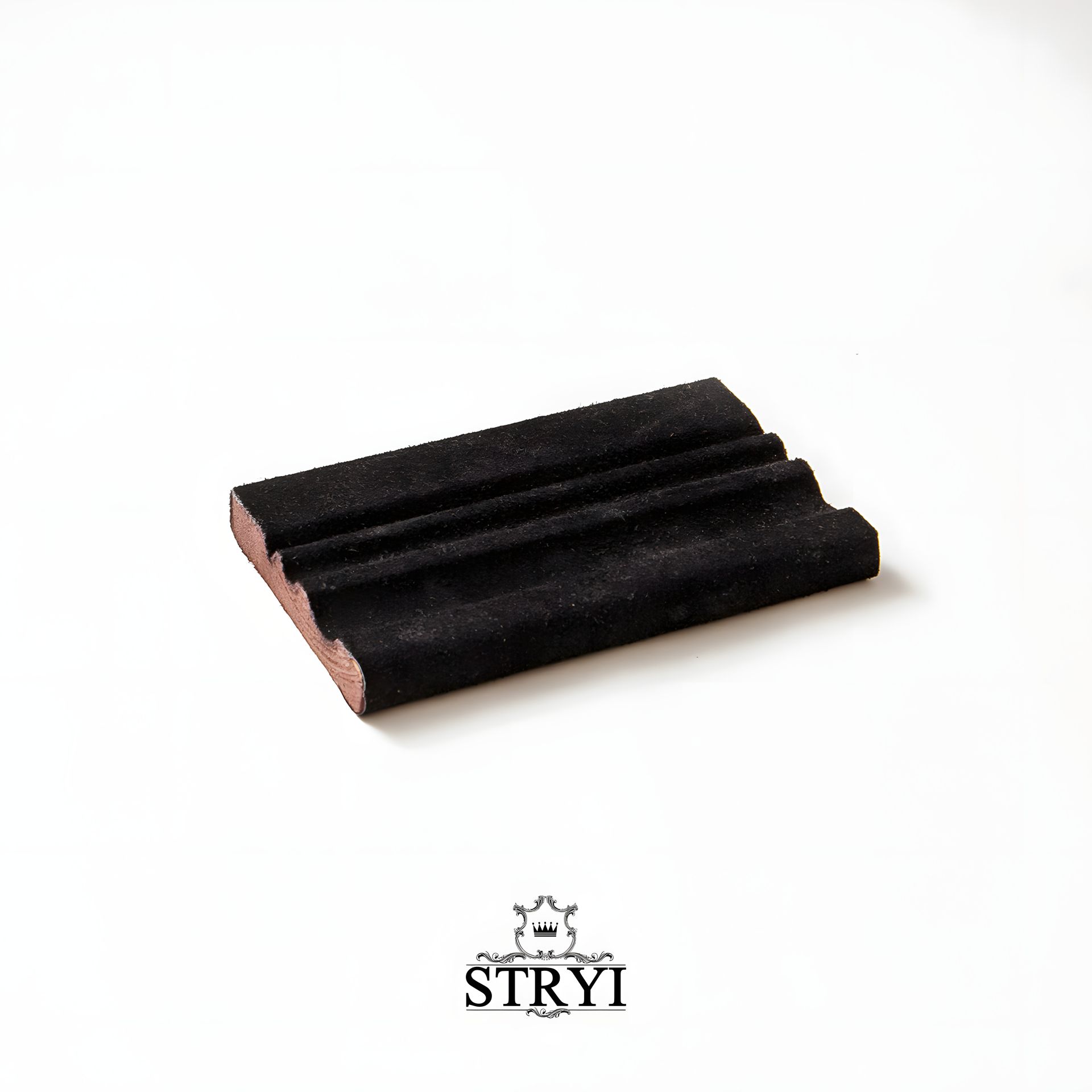 Кожаный профильный брусок STRYI для правки и заточки инструментов (20 см) Кожаный профильный брусок STRYI для правки и заточки инструментов (20 см)