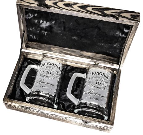 Пивные бокалы на годовщину свадьбы с гравировкой Муж №1 и Жена №1 выдержка 15 лет В деревянной подарочной коробке Пивные бокалы на годовщину свадьбы с гравировкой Муж №1 и Жена №1 выдержка 15 лет В деревянной подарочной коробке